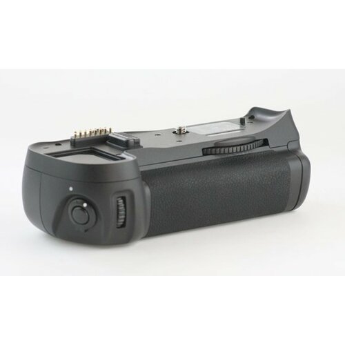 Meike Batteriegriff fuer Nikon D300, D300s, D700 (B Ware)